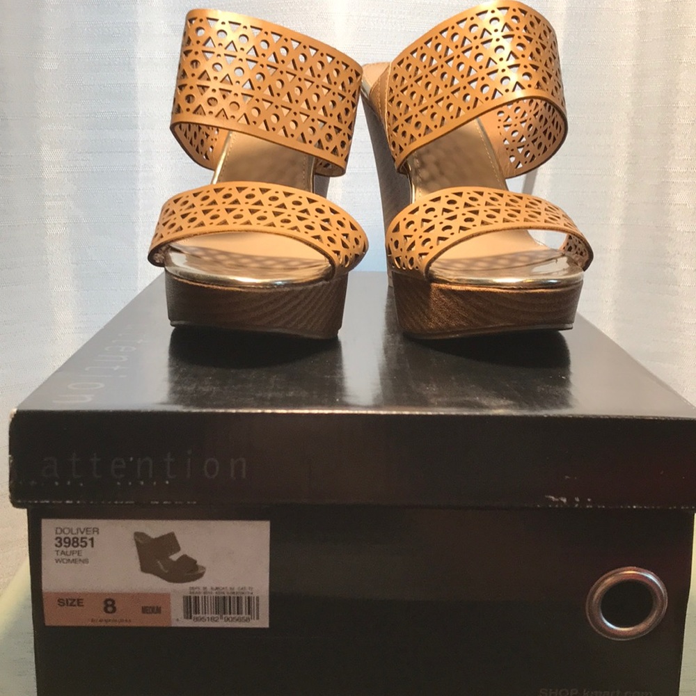 NWB brand new slip on wedges